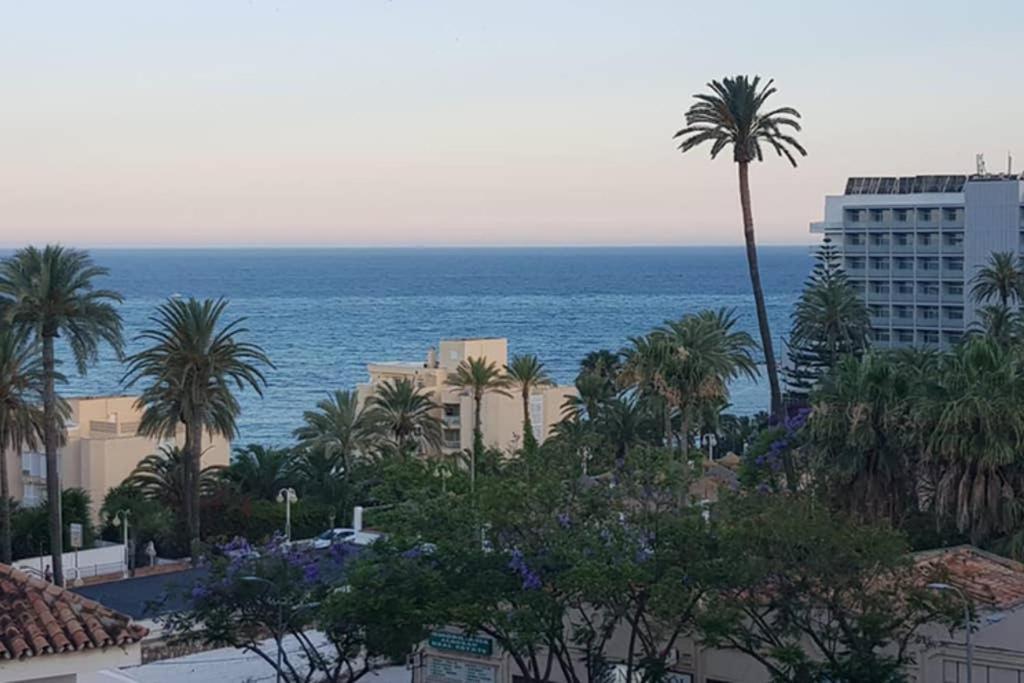 Apartamento Junto Al Mar En Puerto Marina Apartment Benalmadena Bagian luar foto