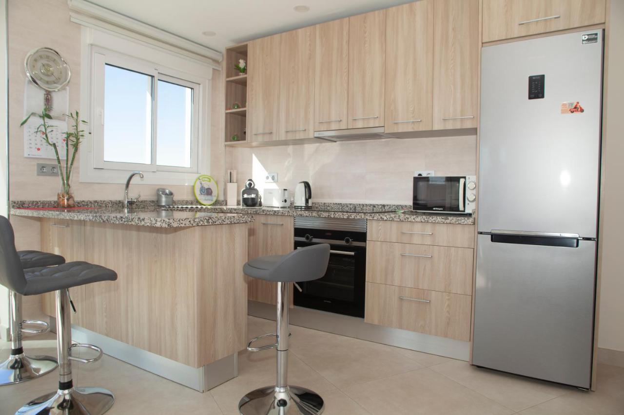 Apartamento Junto Al Mar En Puerto Marina Apartment Benalmadena Bagian luar foto