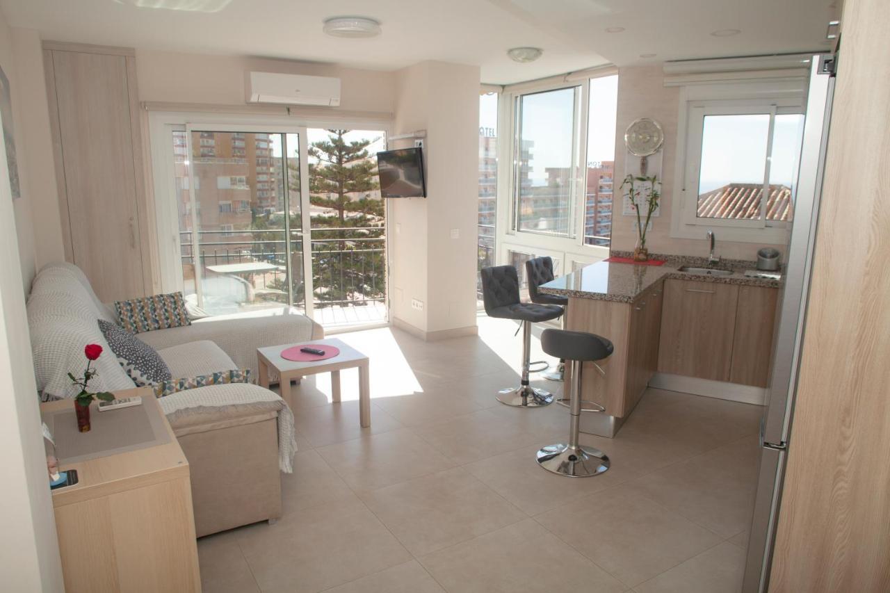 Apartamento Junto Al Mar En Puerto Marina Apartment Benalmadena Bagian luar foto