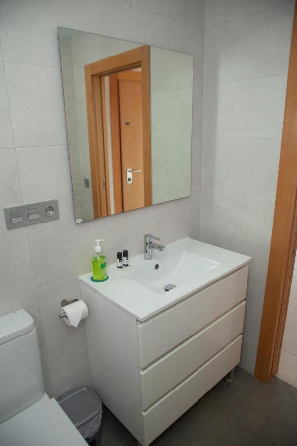 Apartamento Junto Al Mar En Puerto Marina Apartment Benalmadena Bagian luar foto
